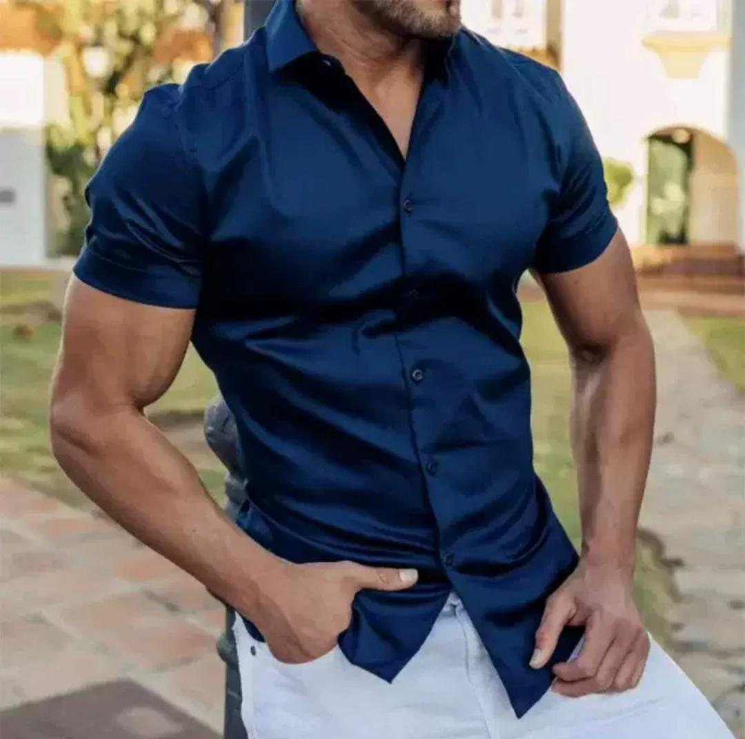 Men’s Muscle Fit Shirt